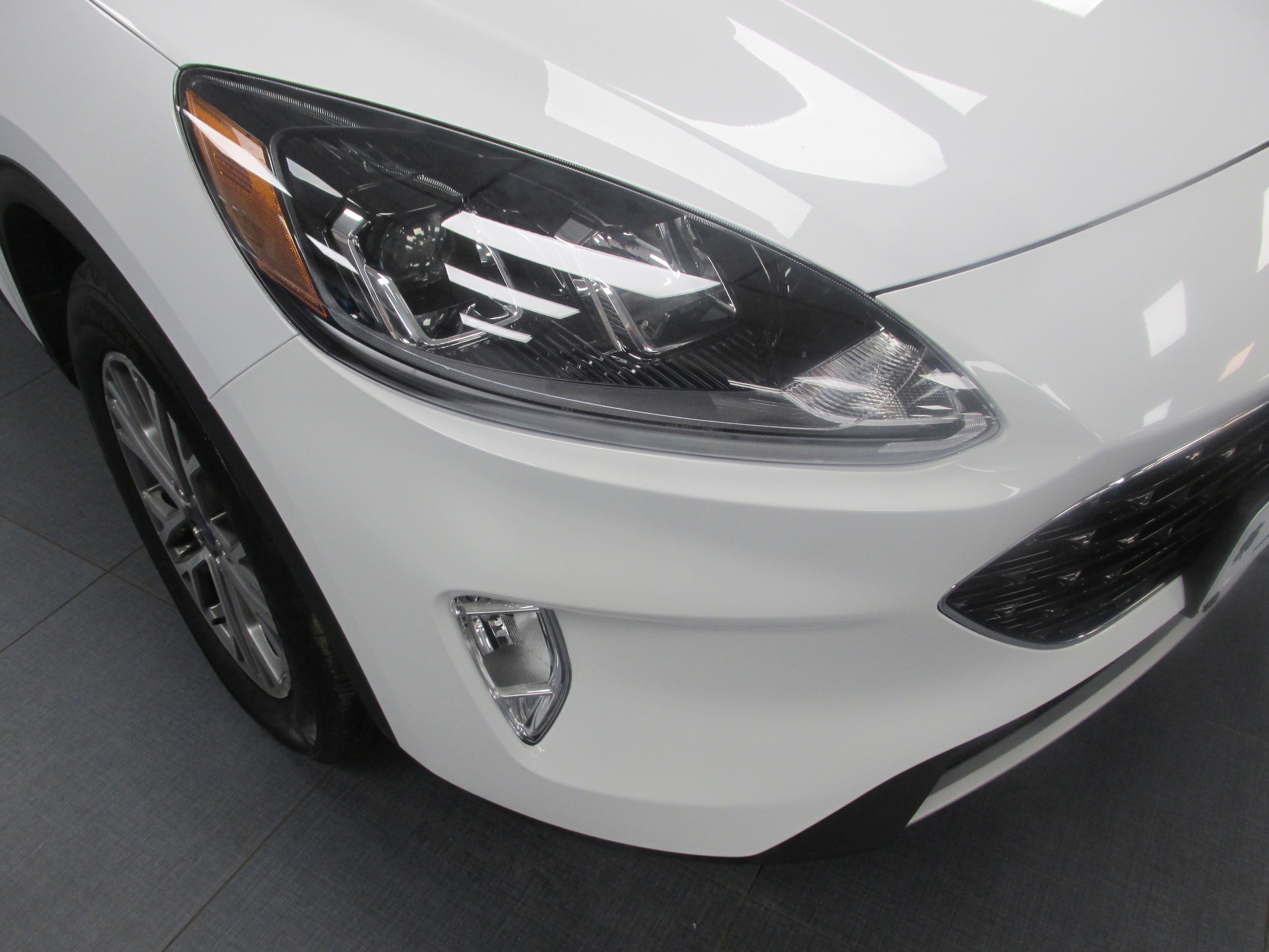 2022 Ford Escape SEL - Photo 10