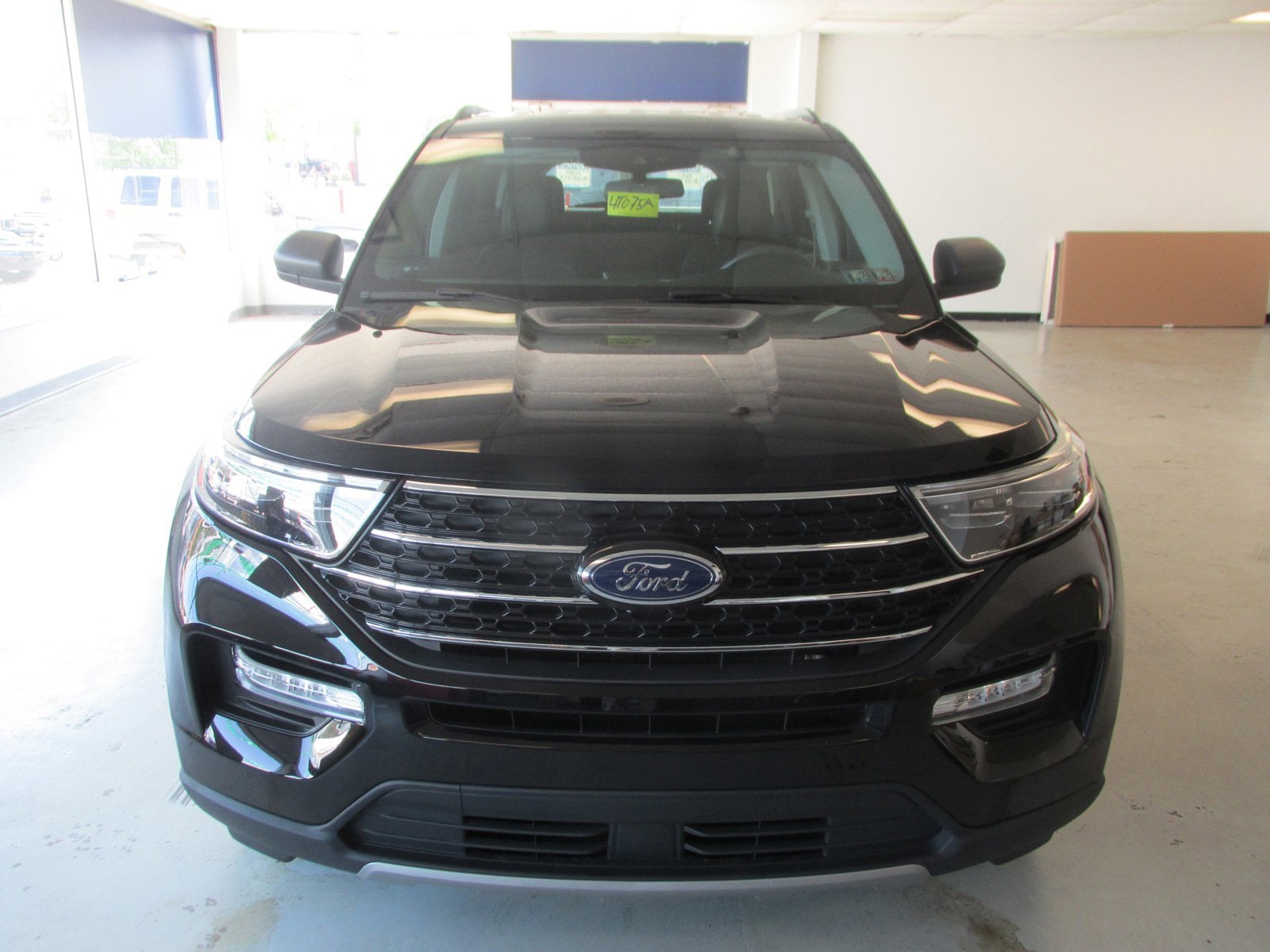 Used 2021 Ford Explorer XLT with VIN 1FMSK8DH4MGC05136 for sale in Philadelphia, PA