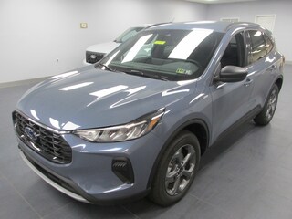 2025 Ford Escape ST-Line SUV