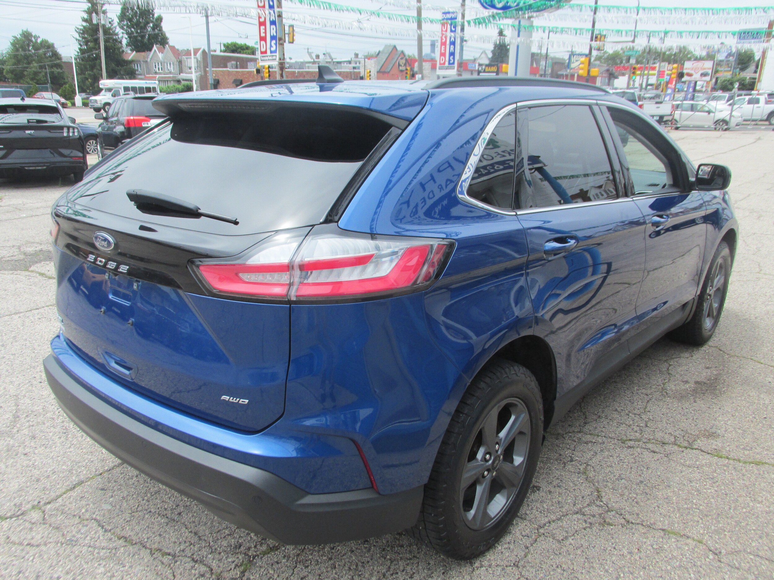 2022 Ford Edge Titanium photo 4