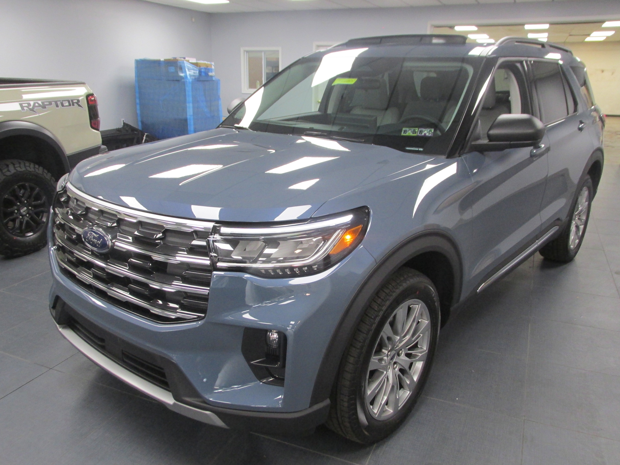 2025 Ford Explorer Active's photo