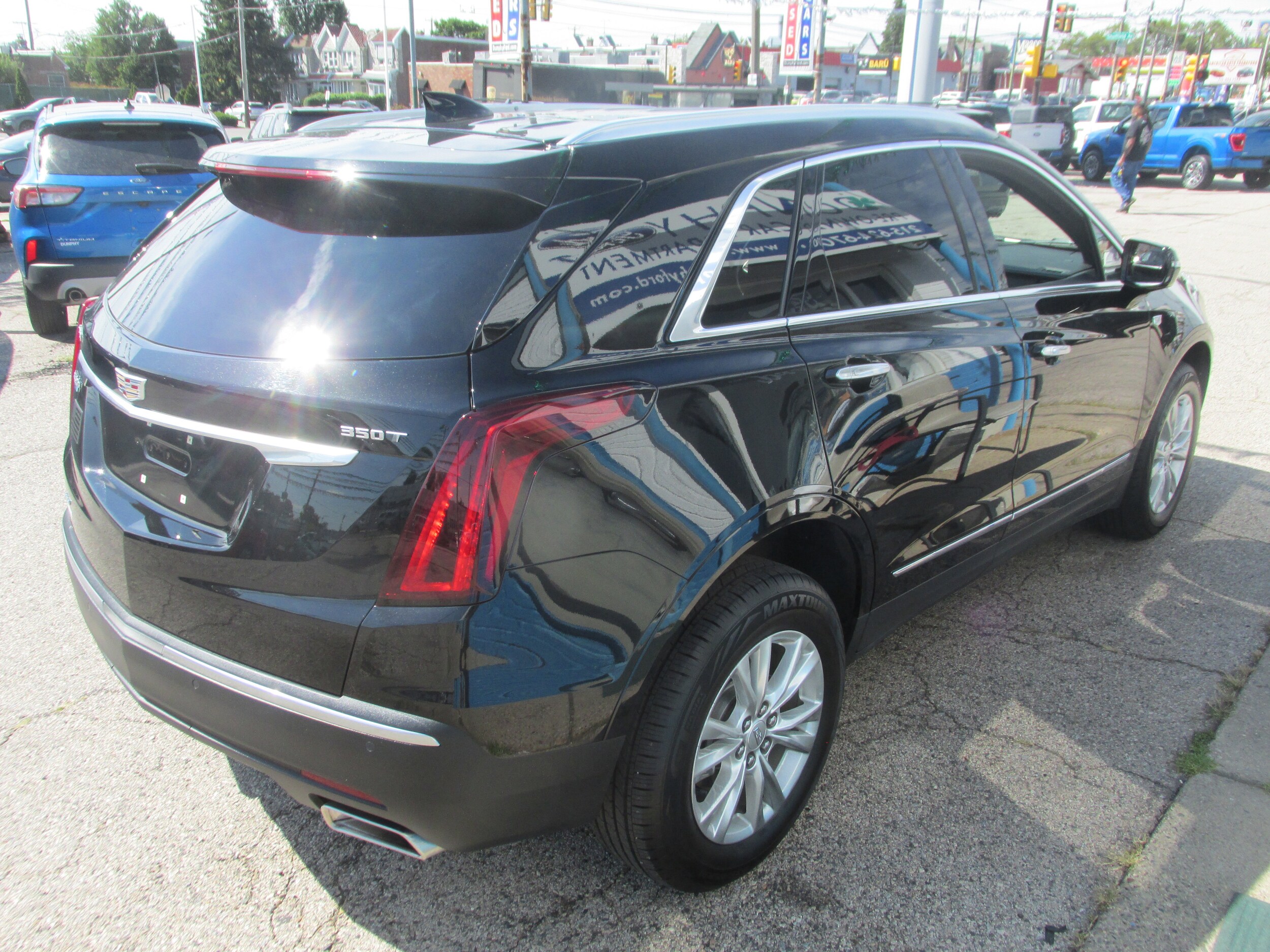 2021 Cadillac XT5 Luxury photo 3