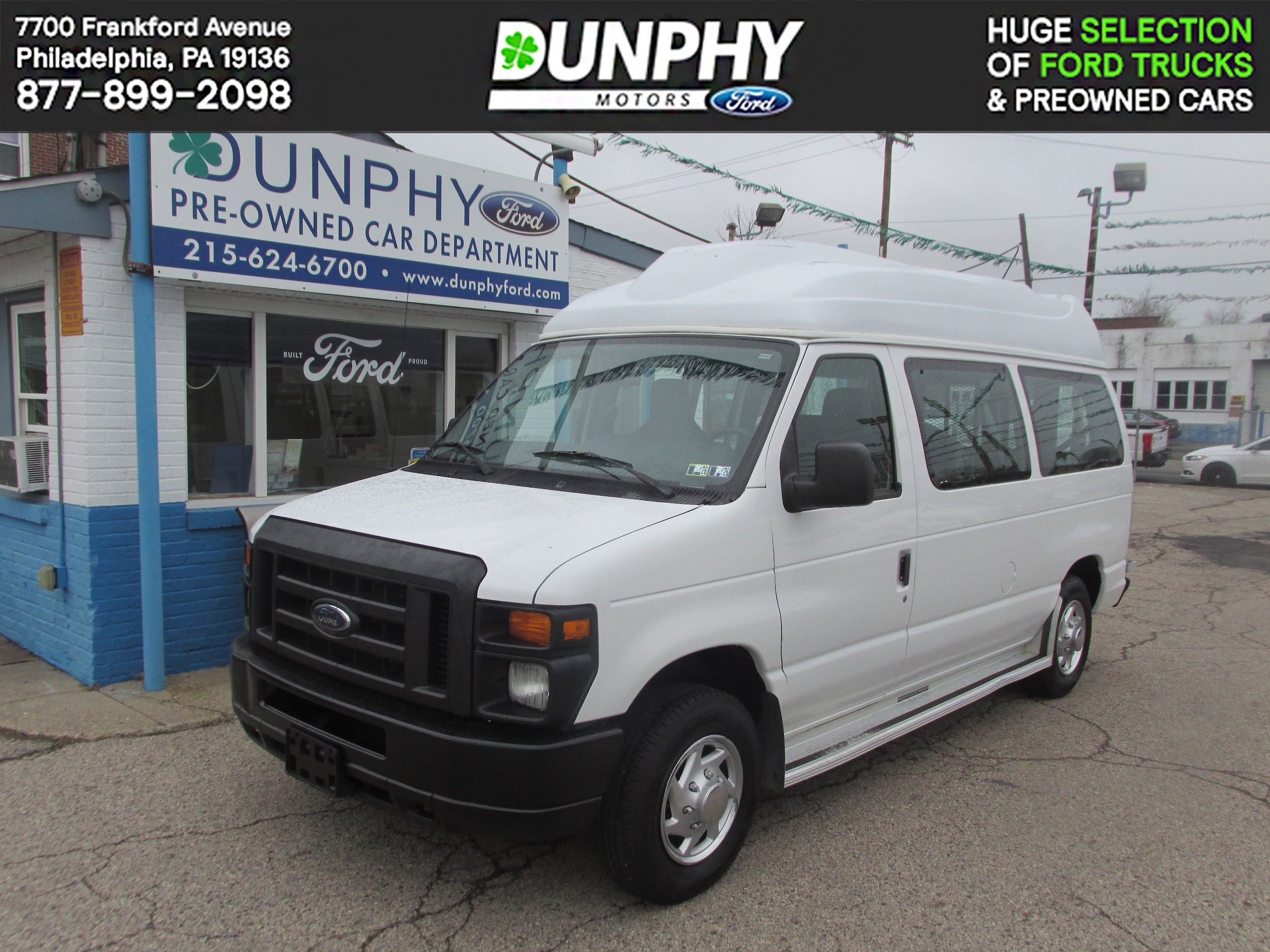 2011 Ford E-Series Econoline Wagon XL