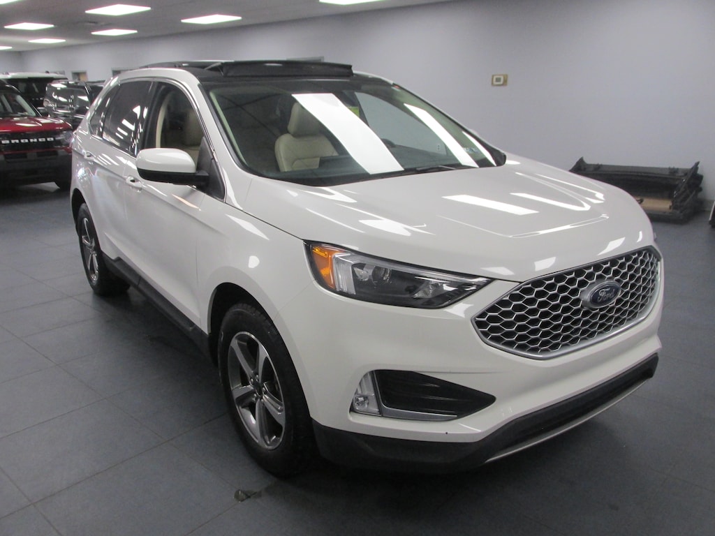 Certified 2023 Ford Edge SUV