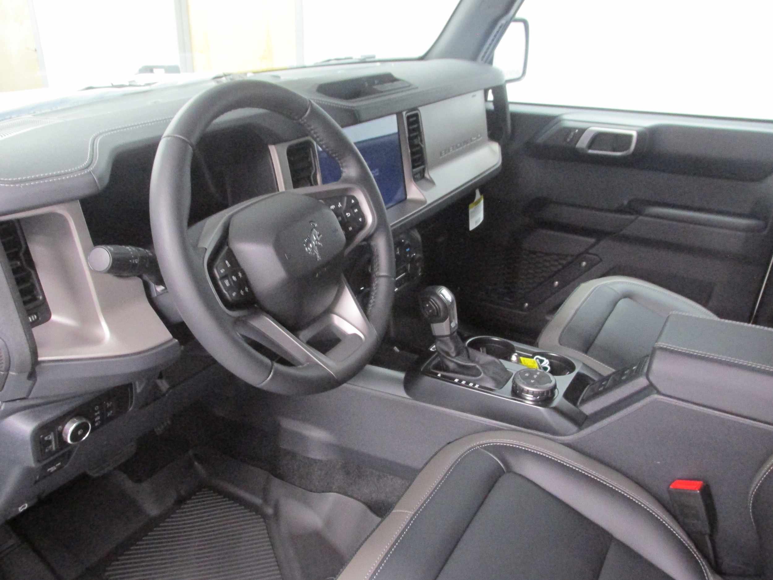 2025 Ford Bronco 4-Door Outer Banks - Photo 24