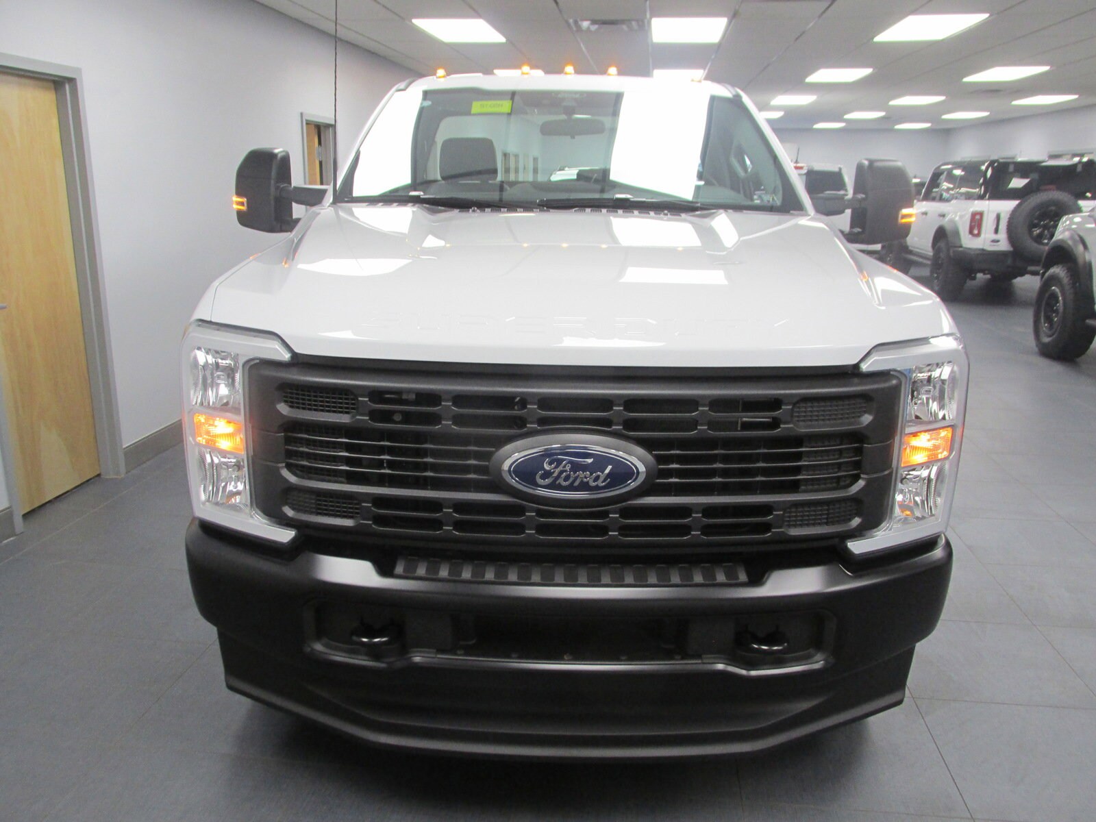 2025 Ford F-250 XL photo 2