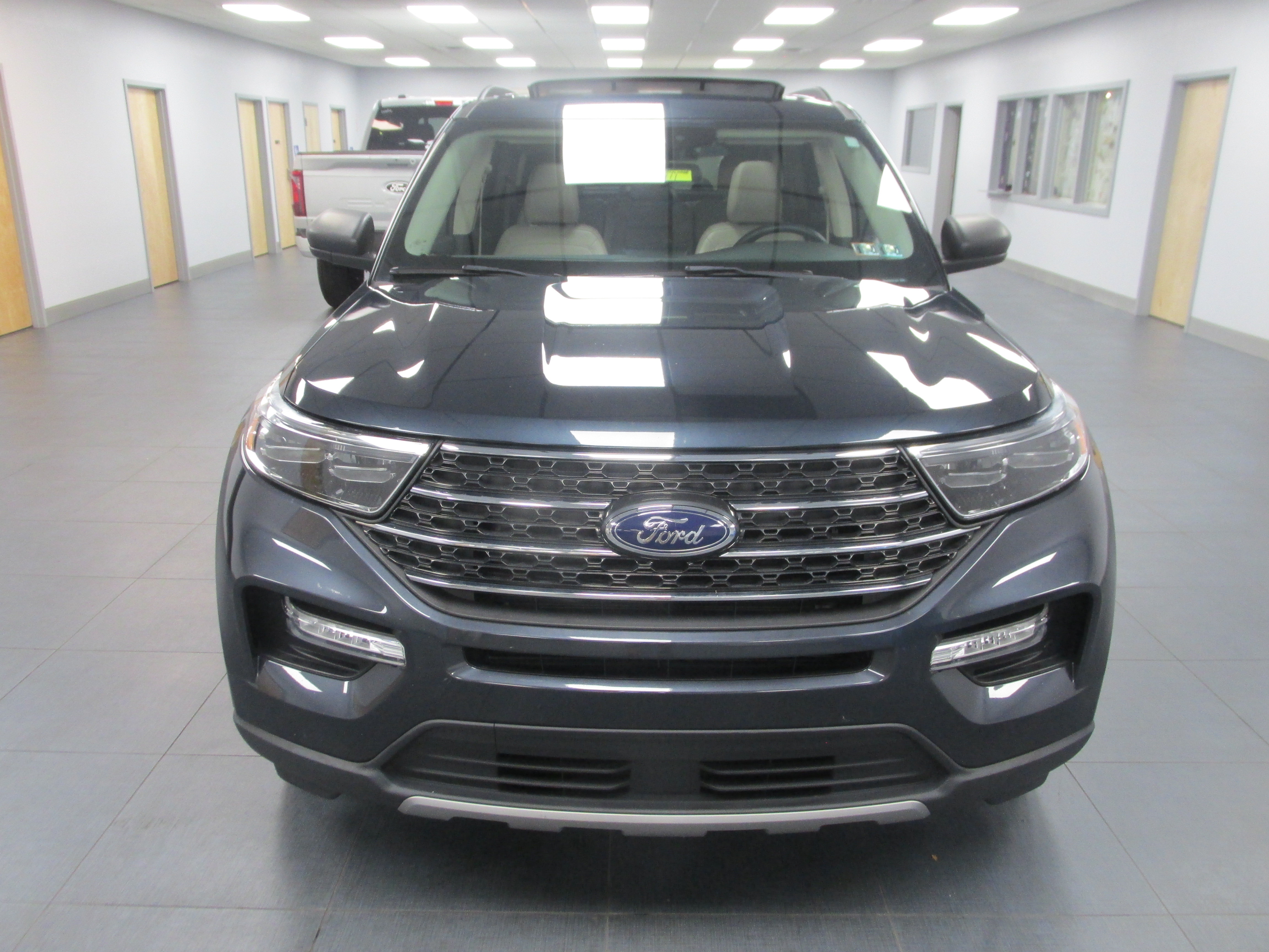 Used 2023 Ford Explorer XLT SUV