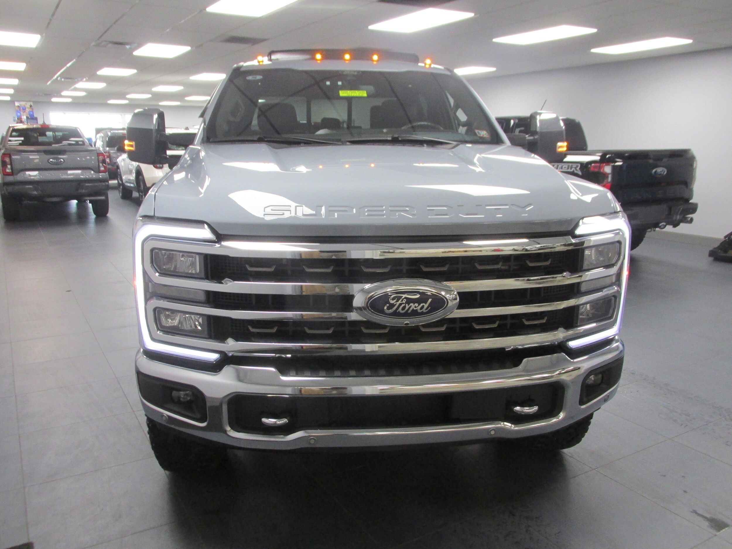 2024 Ford F-250 photo 2