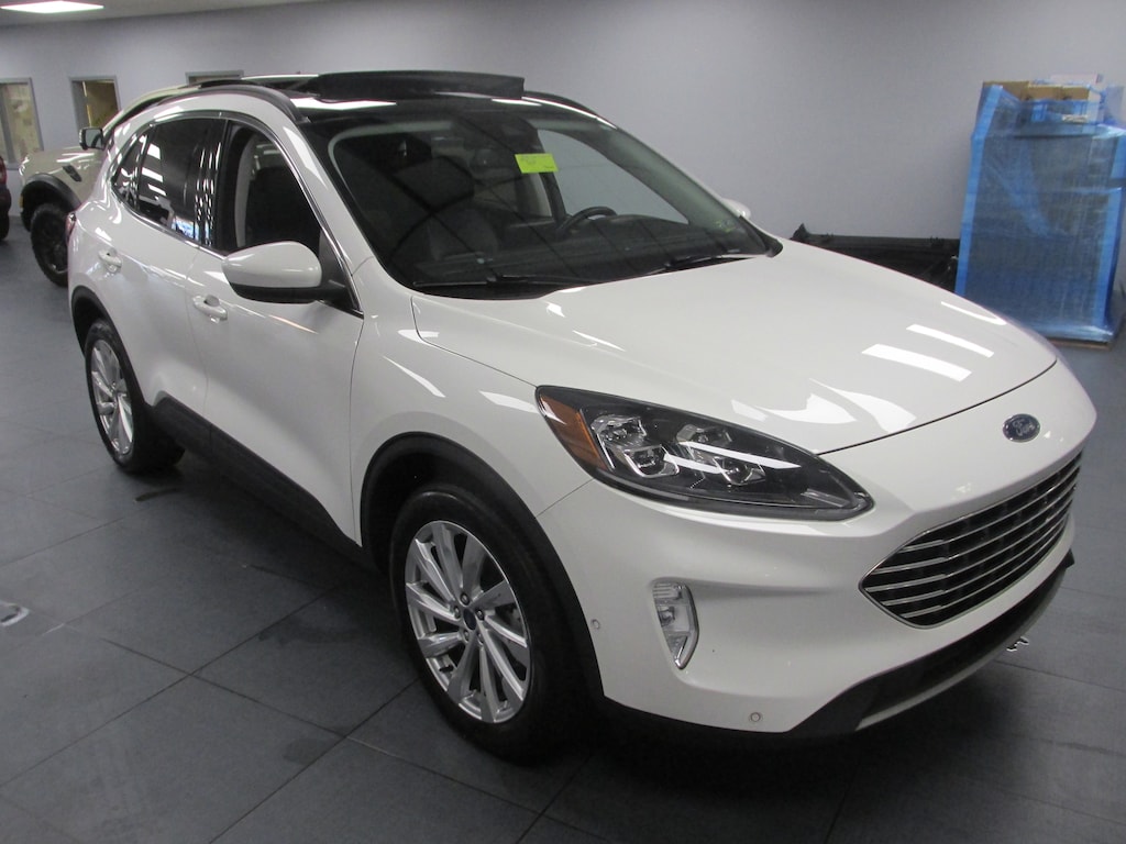 Used 2022 Ford Escape Titanium SUV