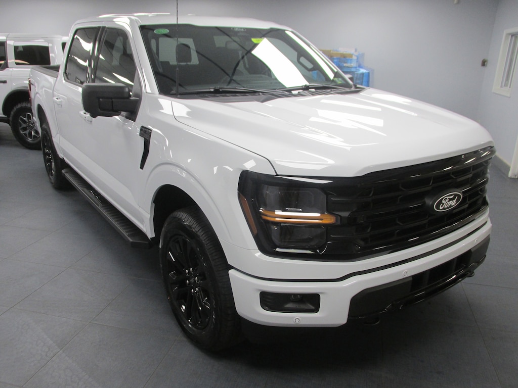 New 2025 Ford F-150 XLT TRUCK