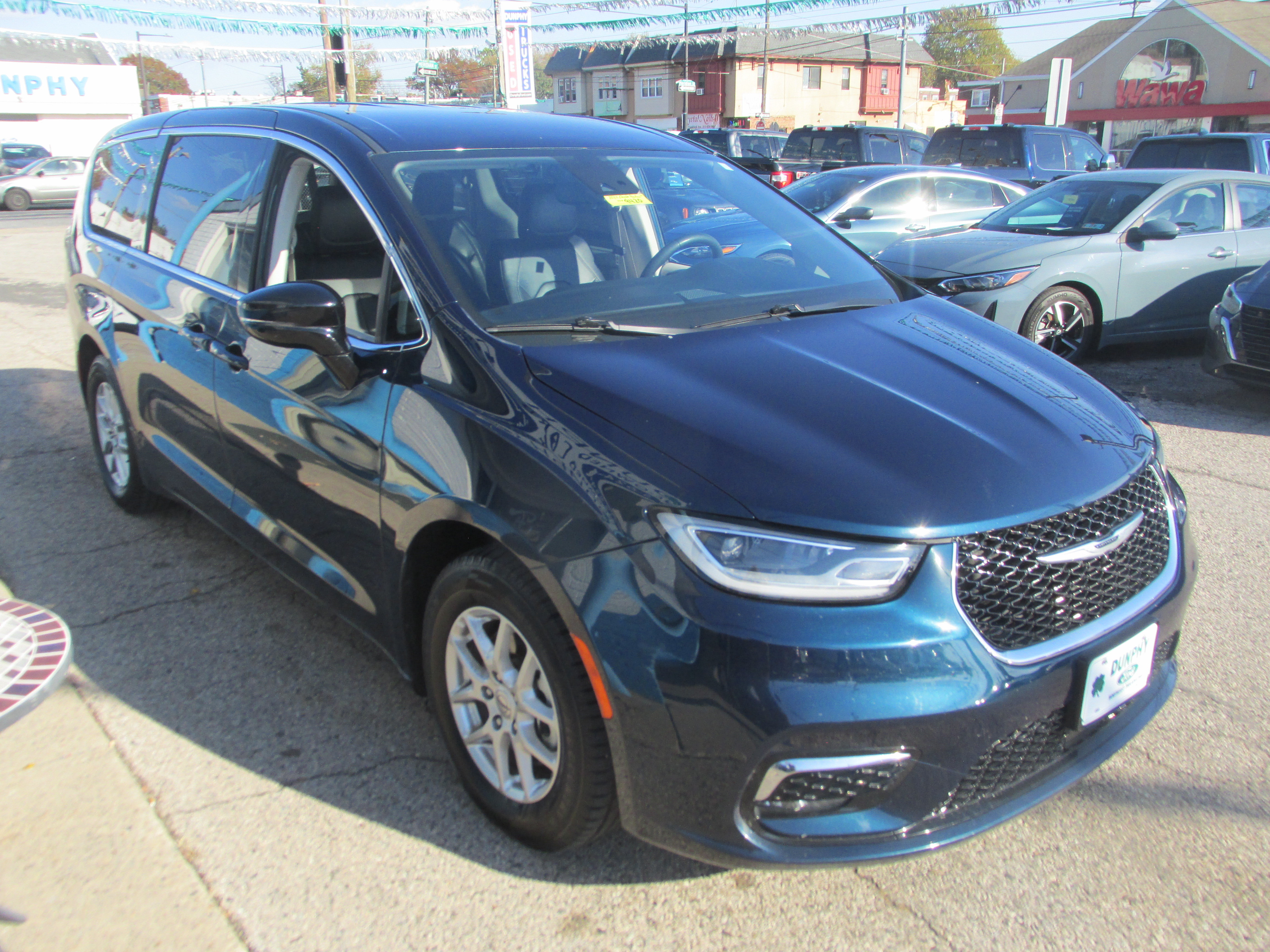 Certified 2024 Chrysler Pacifica Touring L Van Passenger Van