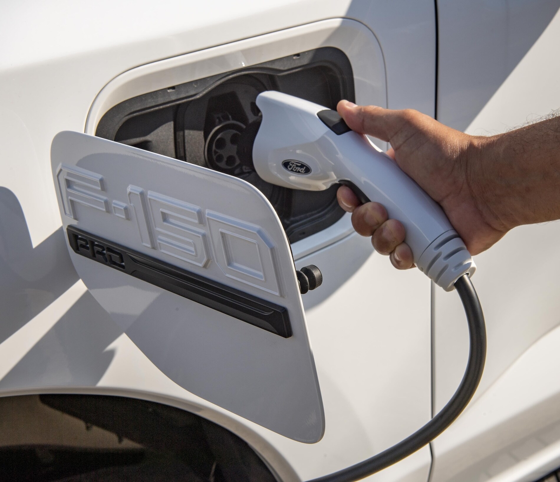 southern-company-f-150-charging-closeup-3997x3438.jpg