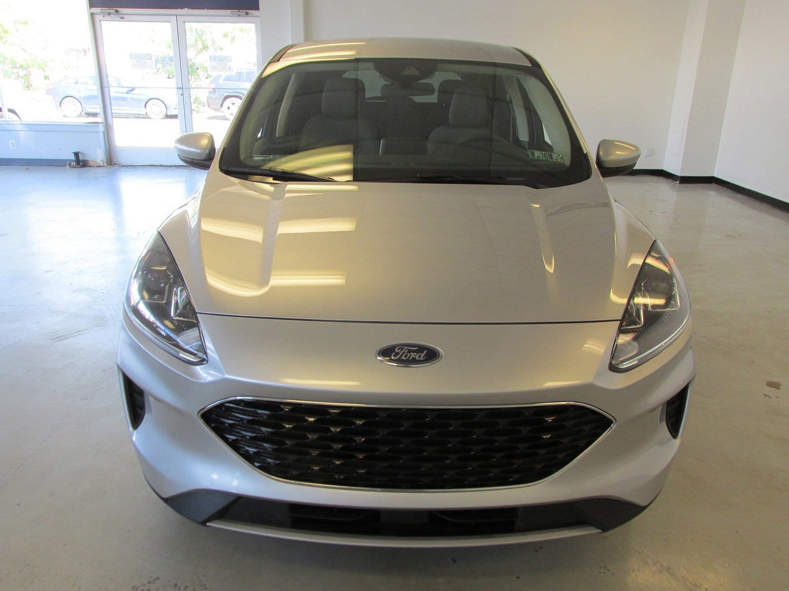 Used 2020 Ford Escape SE with VIN 1FMCU9G65LUC48043 for sale in Philadelphia, PA