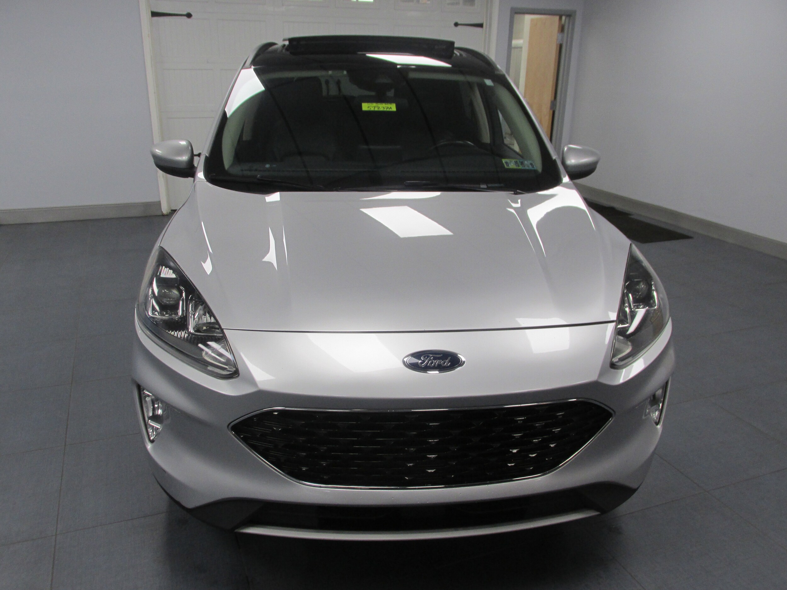 2020 Ford Escape SEL photo 2