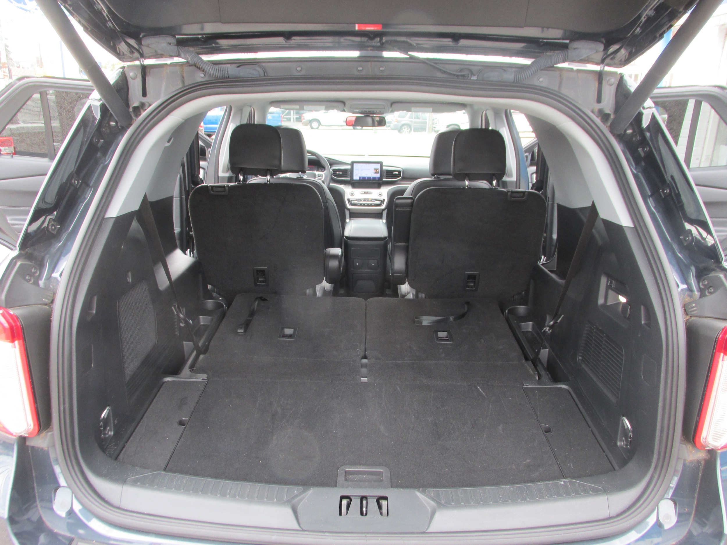 2023 Ford Explorer XLT - Photo 26