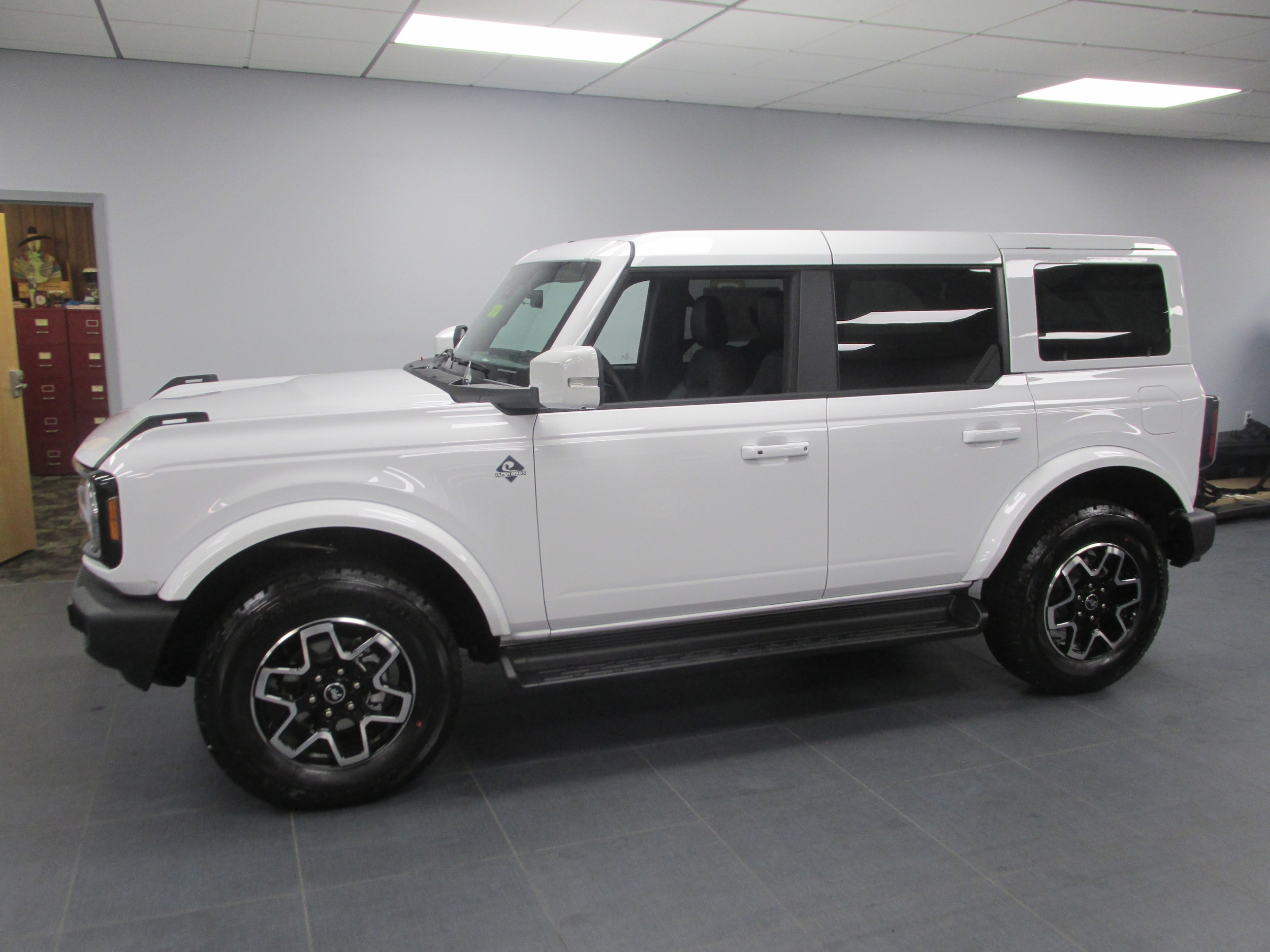 2025 Ford Bronco 4-Door Outer Banks - Photo 7