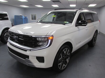 2025 Ford Expedition Platinum SUV