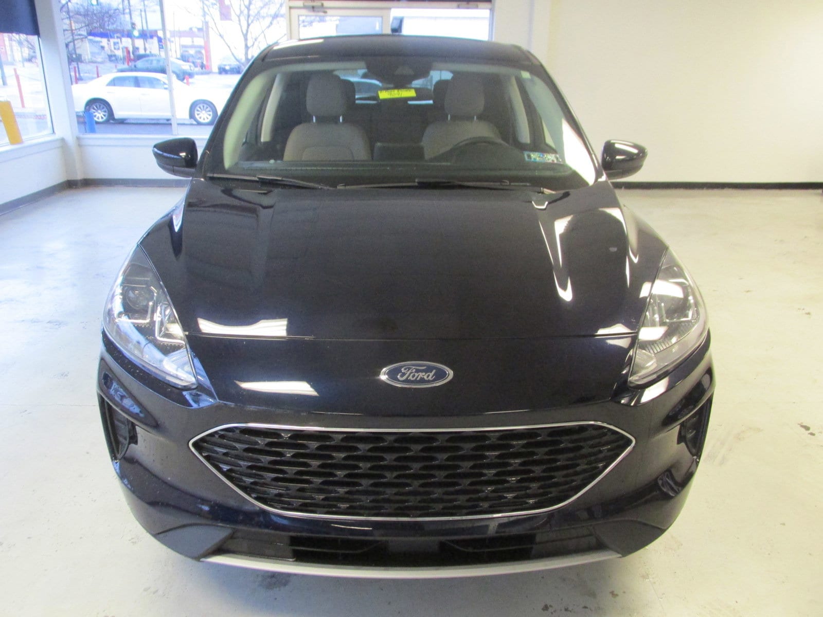 Used 2021 Ford Escape SE with VIN 1FMCU9G61MUA96747 for sale in Philadelphia, PA