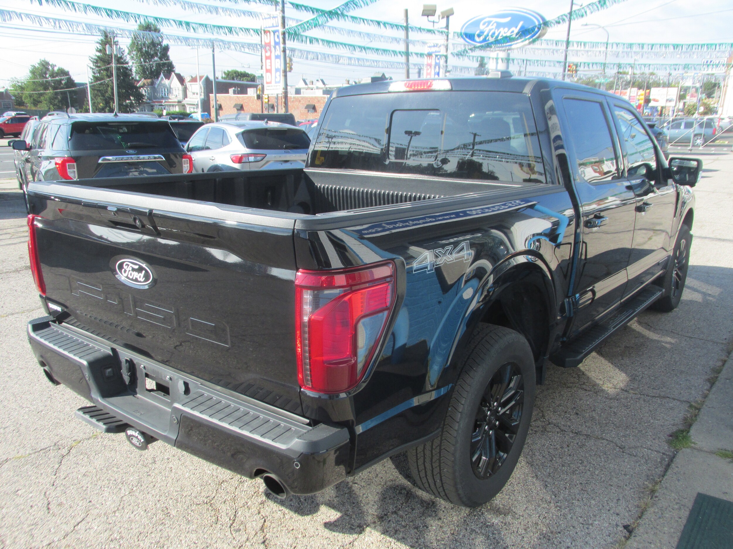 2024 Ford F-150 XLT photo 3
