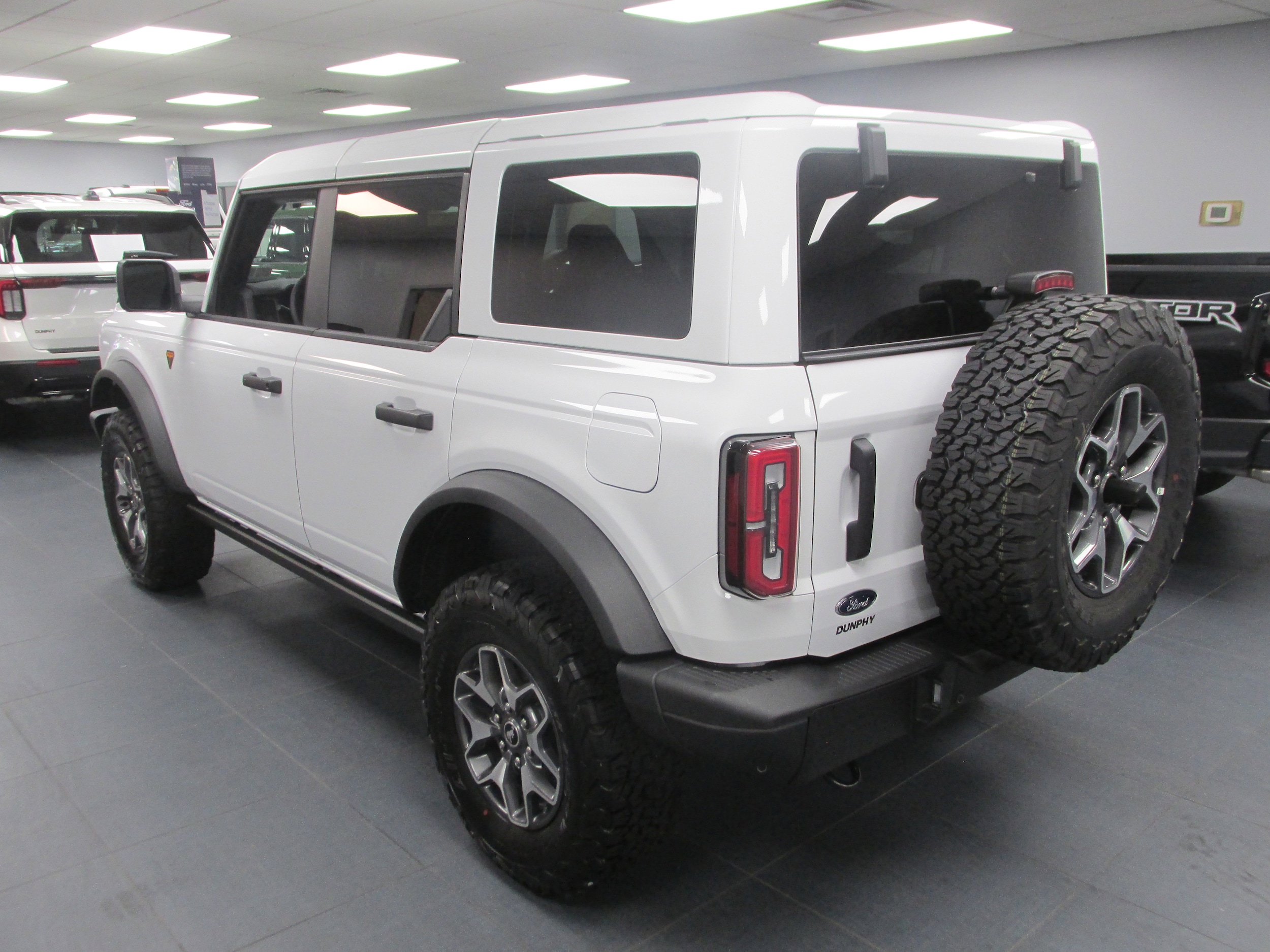 2025 Ford Bronco 4-Door Badlands - Photo 6