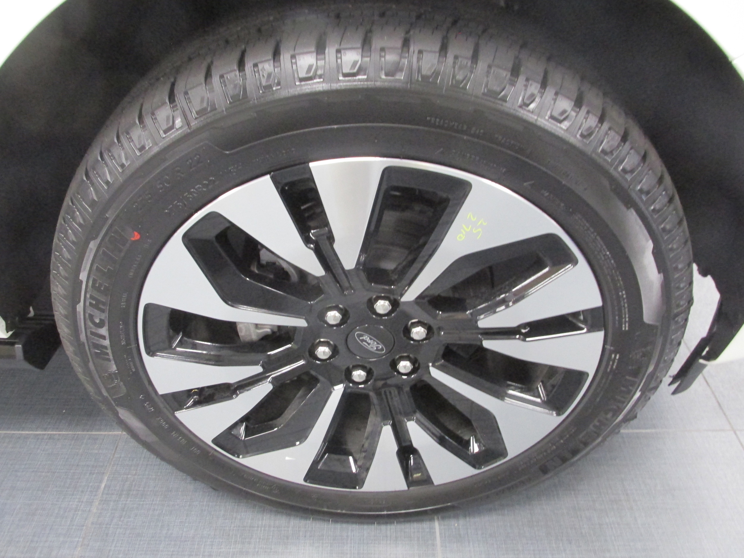 2025 Ford Expedition Platinum - Photo 14