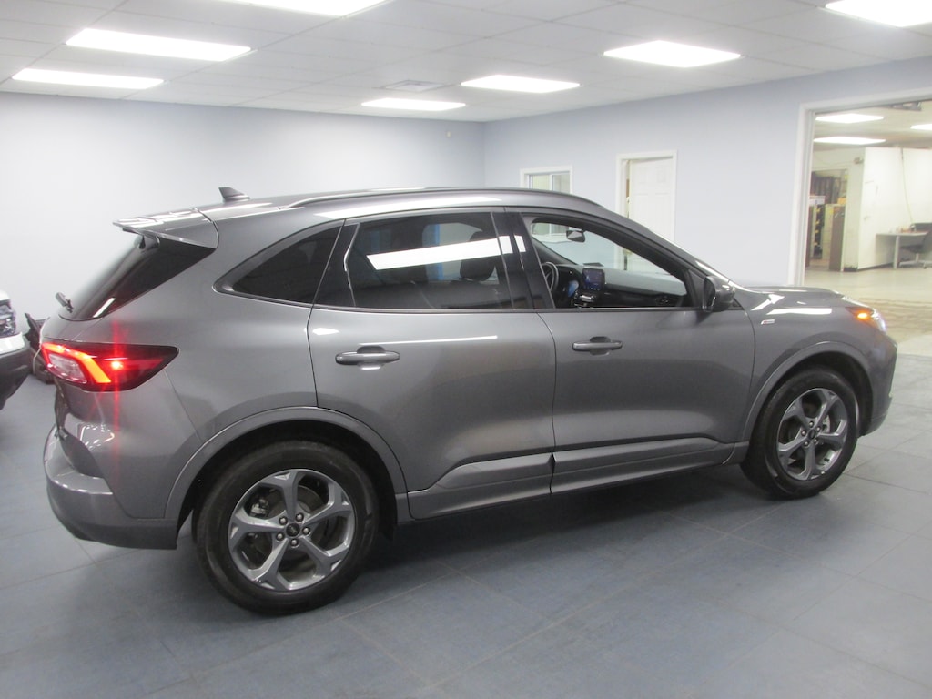Used 2023 Ford Escape ST-Line Select SUV
