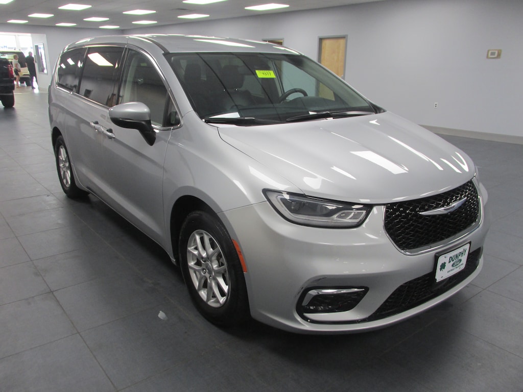 Certified 2023 Chrysler Pacifica Touring L Van Passenger Van