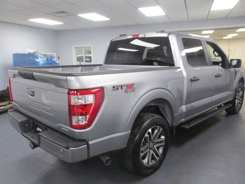 Used 2022 Ford F-150 XL Truck SuperCrew Cab