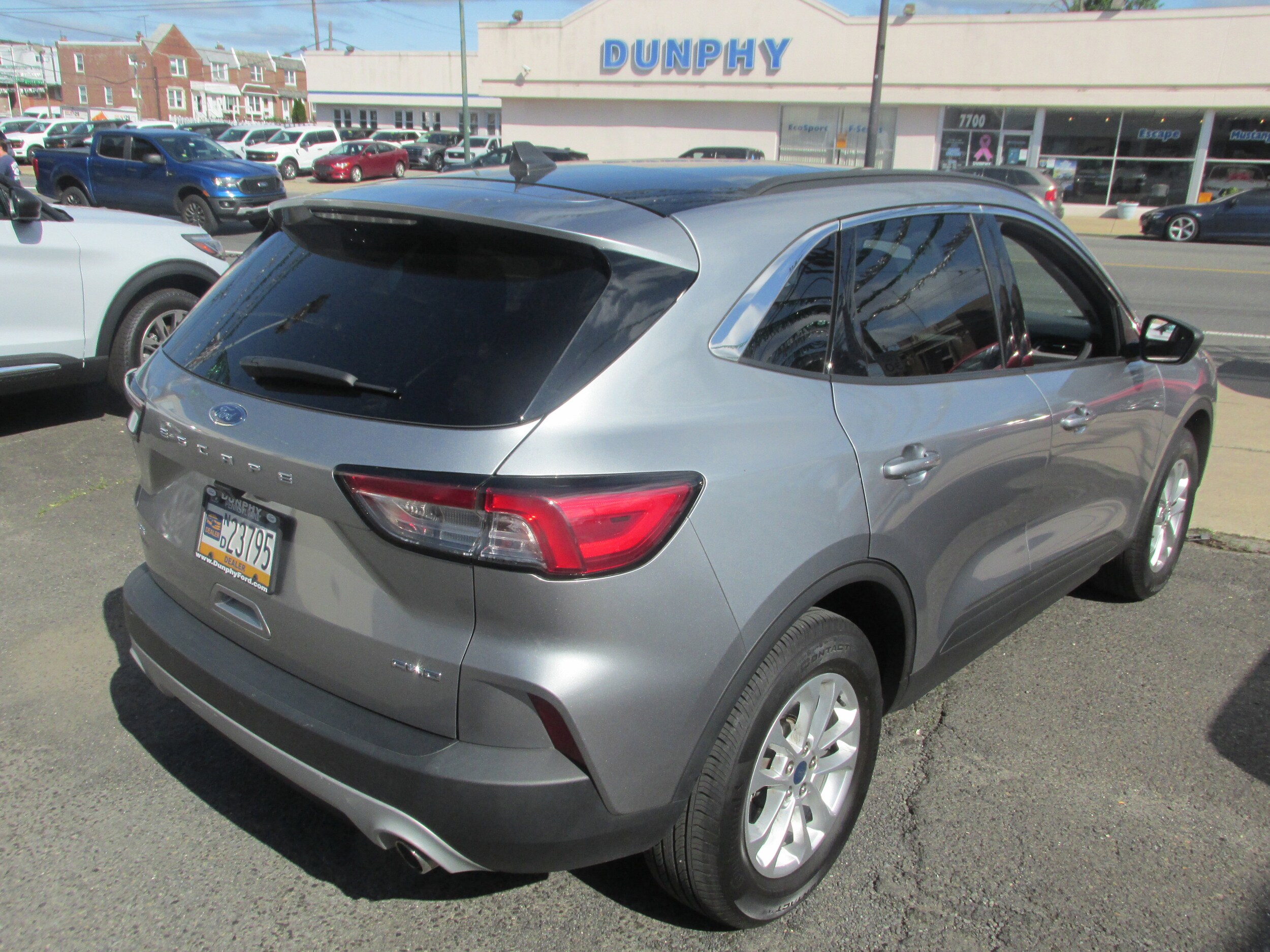 2022 Ford Escape SE photo 4