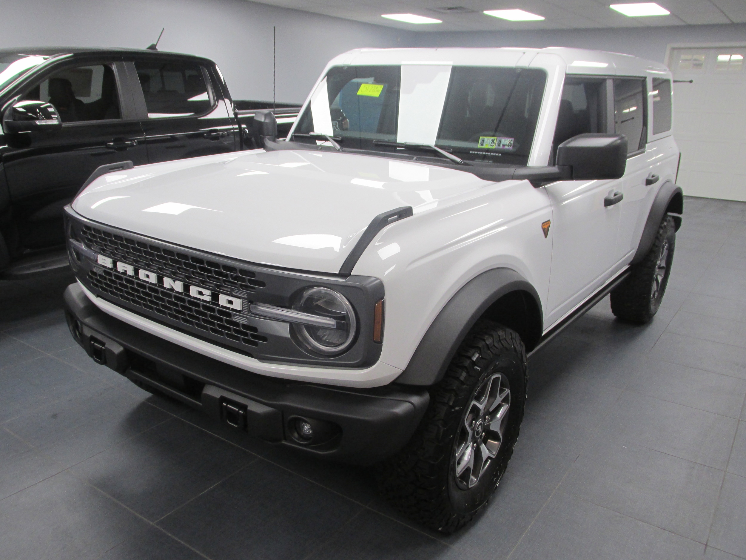 2025 Ford Bronco 4-Door Badlands's photo