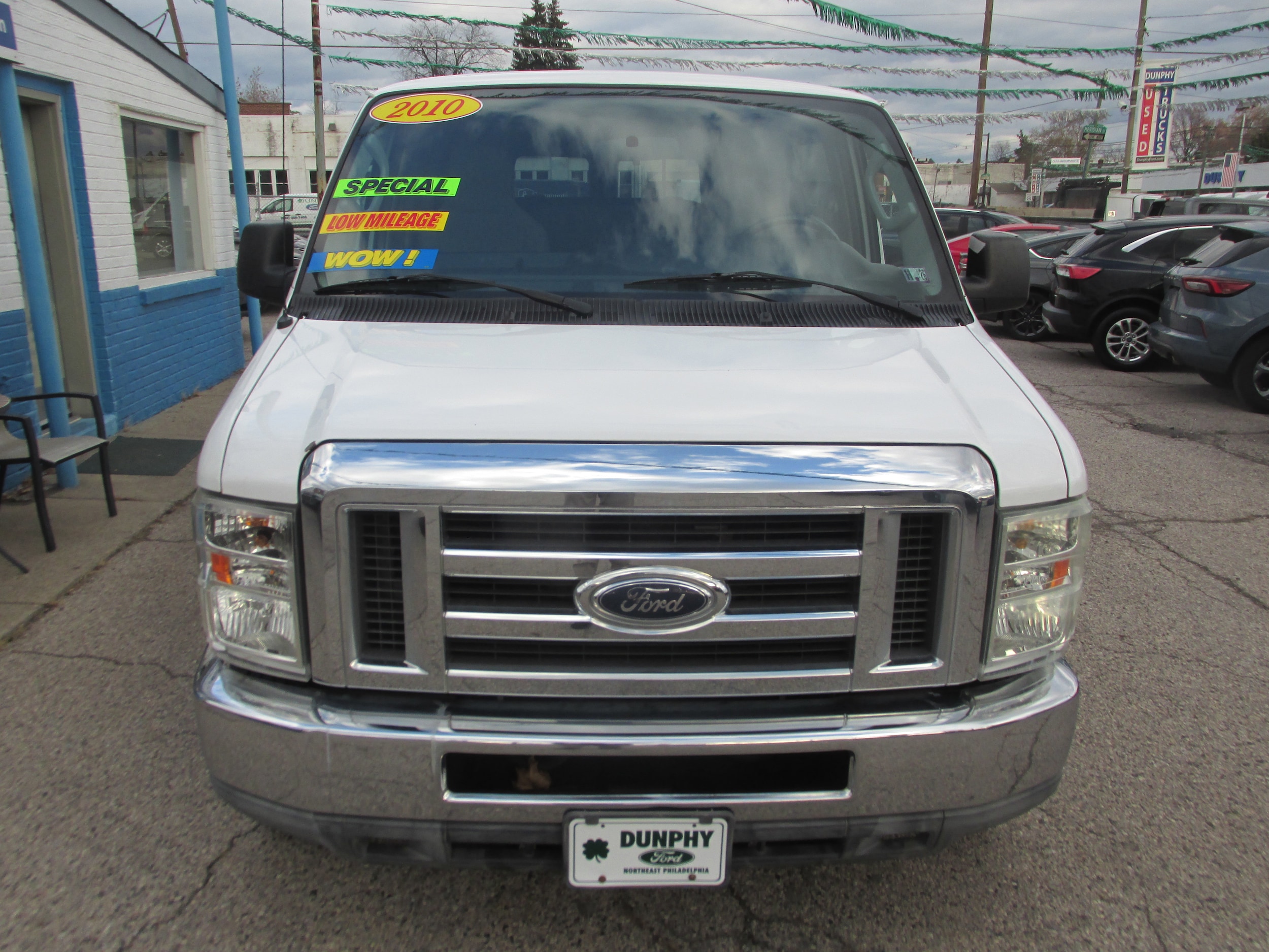 Used 2010 Ford E-Series Econoline Wagon XLT with VIN 1FBNE3BL6ADA77938 for sale in Philadelphia, PA