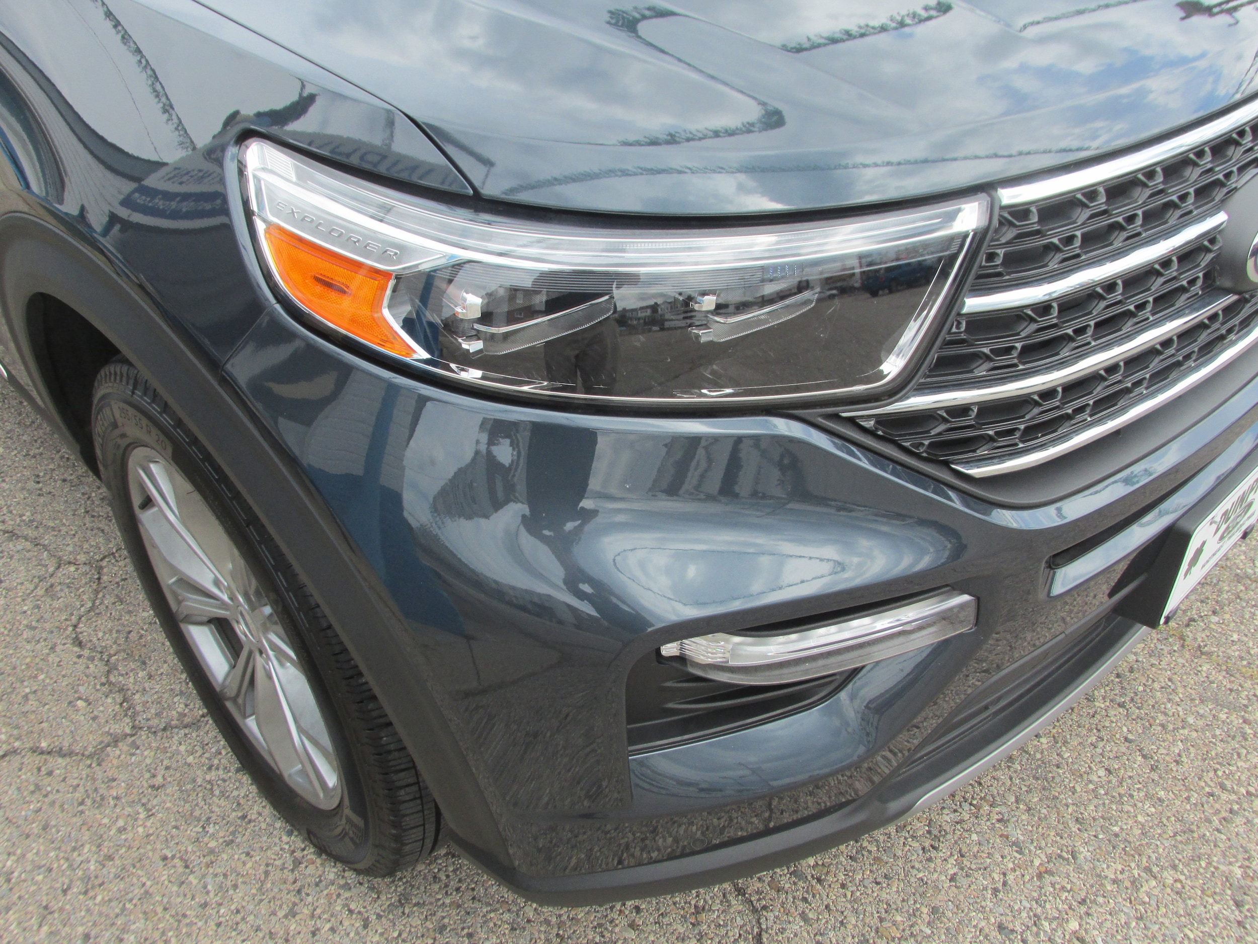 2023 Ford Explorer XLT - Photo 9