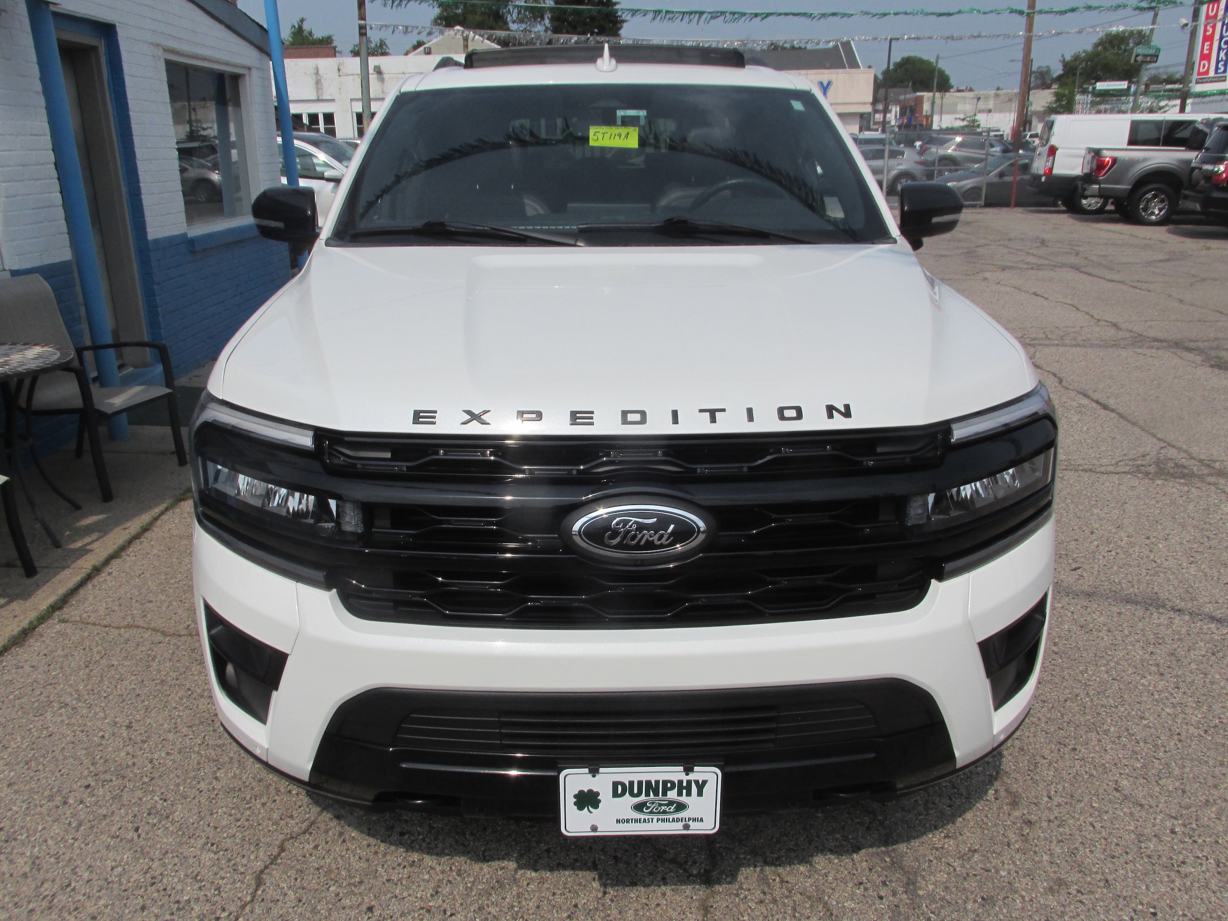 Used 2023 Ford Expedition Limited with VIN 1FMJU2AG0PEA20502 for sale in Philadelphia, PA