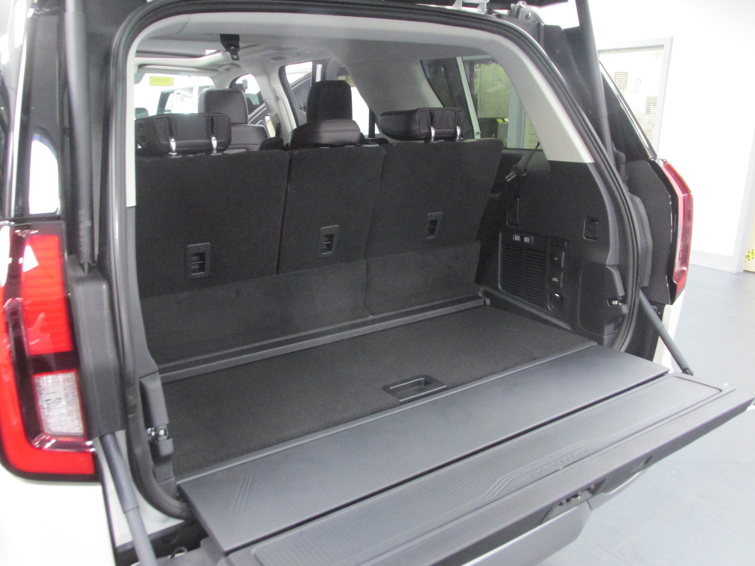 2025 Ford Expedition Platinum - Photo 24