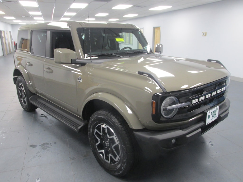 Used 2025 Ford Bronco Outer Banks SUV