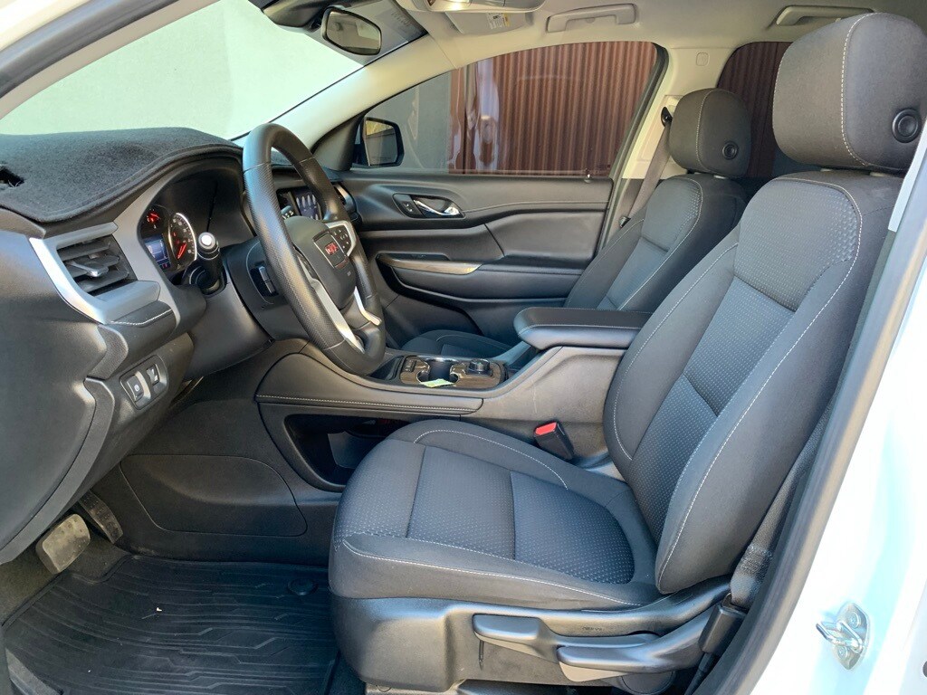 Used 2023 GMC Acadia SLE SUV