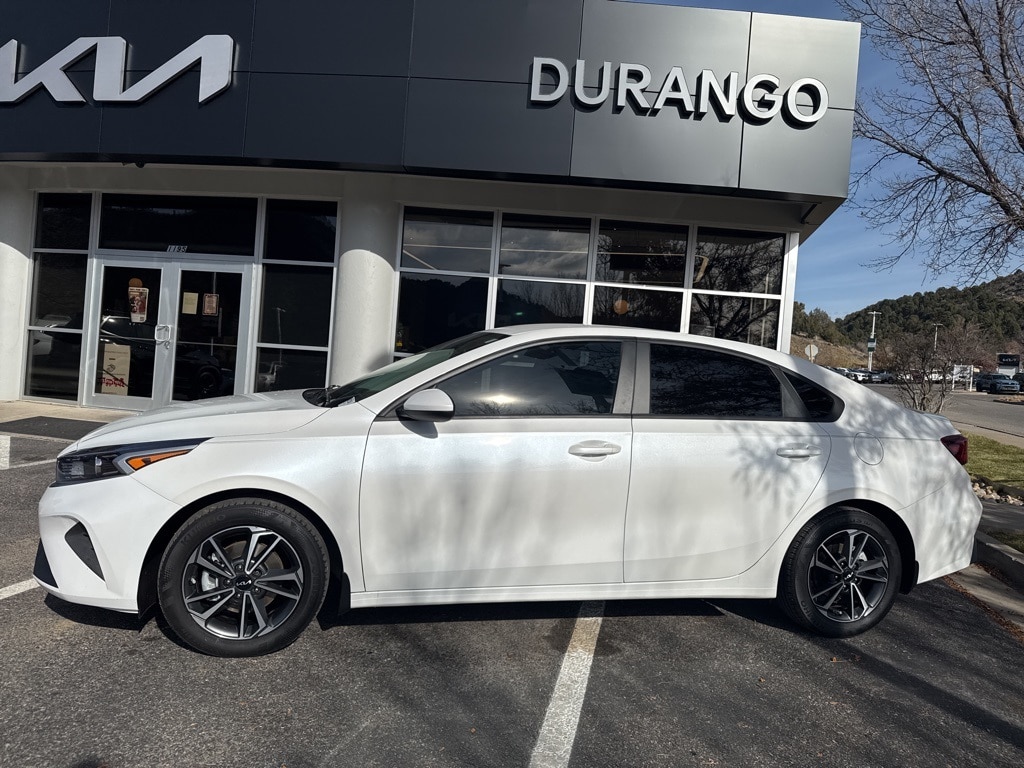 Used 2023 Kia Forte LXS Sedan