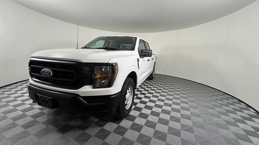 2023 Ford F-150 XL 4x4 SuperCrew 5-1/2 Box's photo