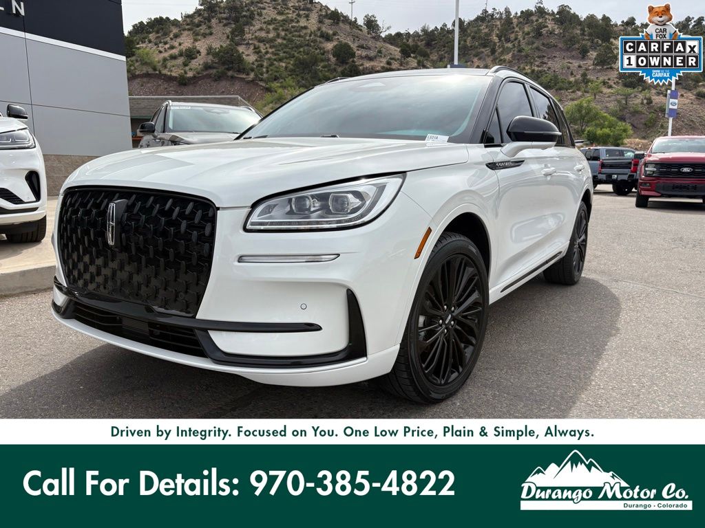 2023 Lincoln Corsair Reserve AWD's photo