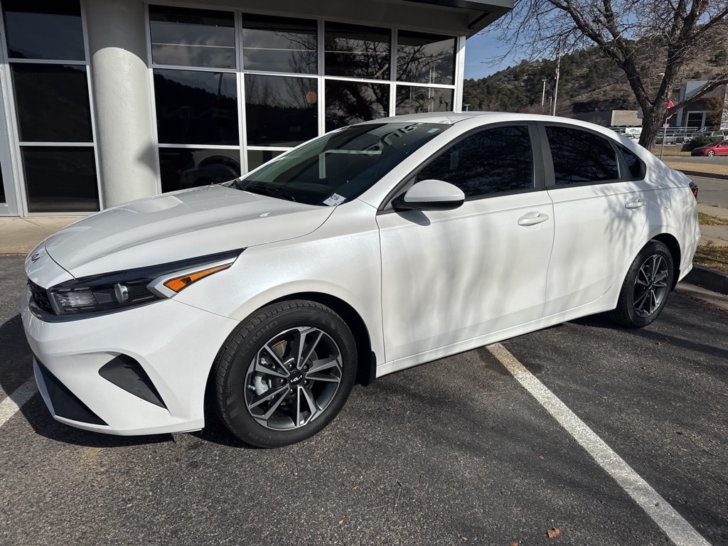 Used 2023 Kia Forte LXS Sedan