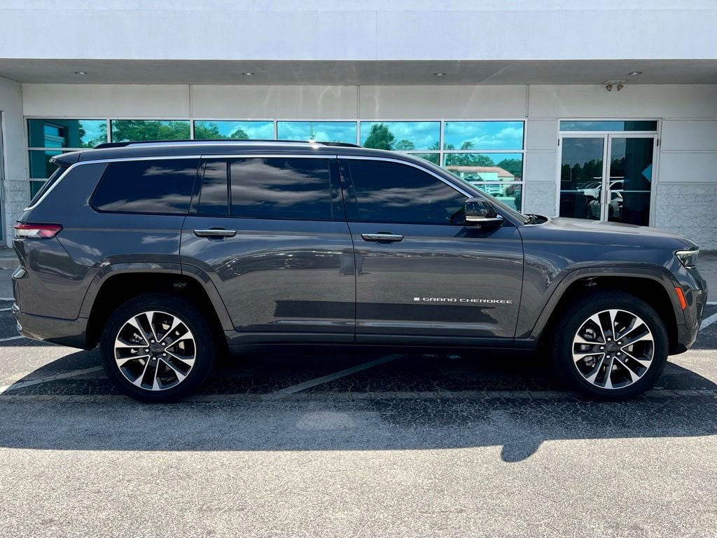 Used 2023 Jeep Grand Cherokee L Overland SUV