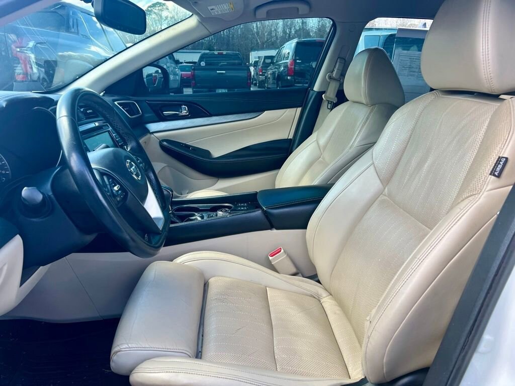 Used 2016 Nissan Maxima 3.5 SV Sedan