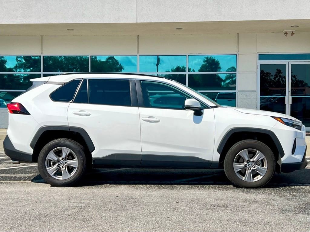Used 2024 Toyota RAV4 XLE with VIN 2T3W1RFV4RW304519 for sale in Northfield, Minnesota