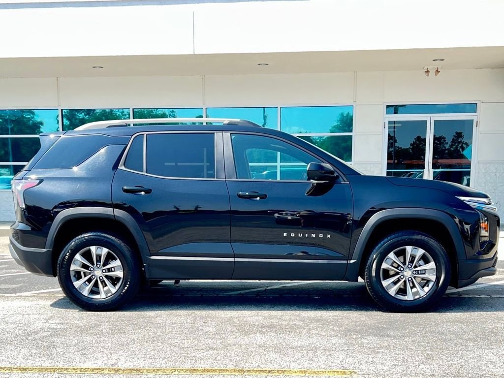 Used 2025 Chevrolet Equinox LT SUV