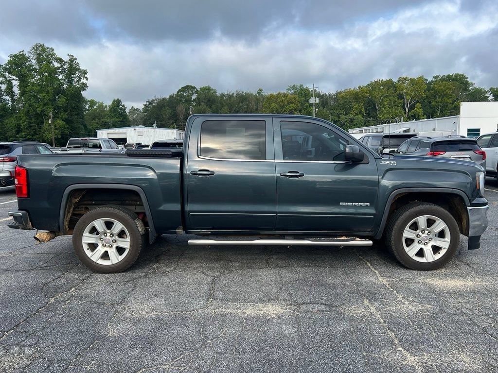 Used 2018 GMC Sierra 1500 SLE with VIN 3GTU2MEC7JG161707 for sale in Claxton, GA