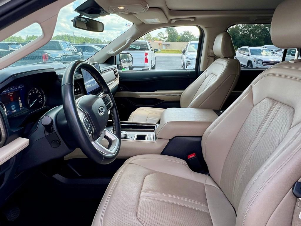 2024 Ford Expedition MAX Limited photo 4