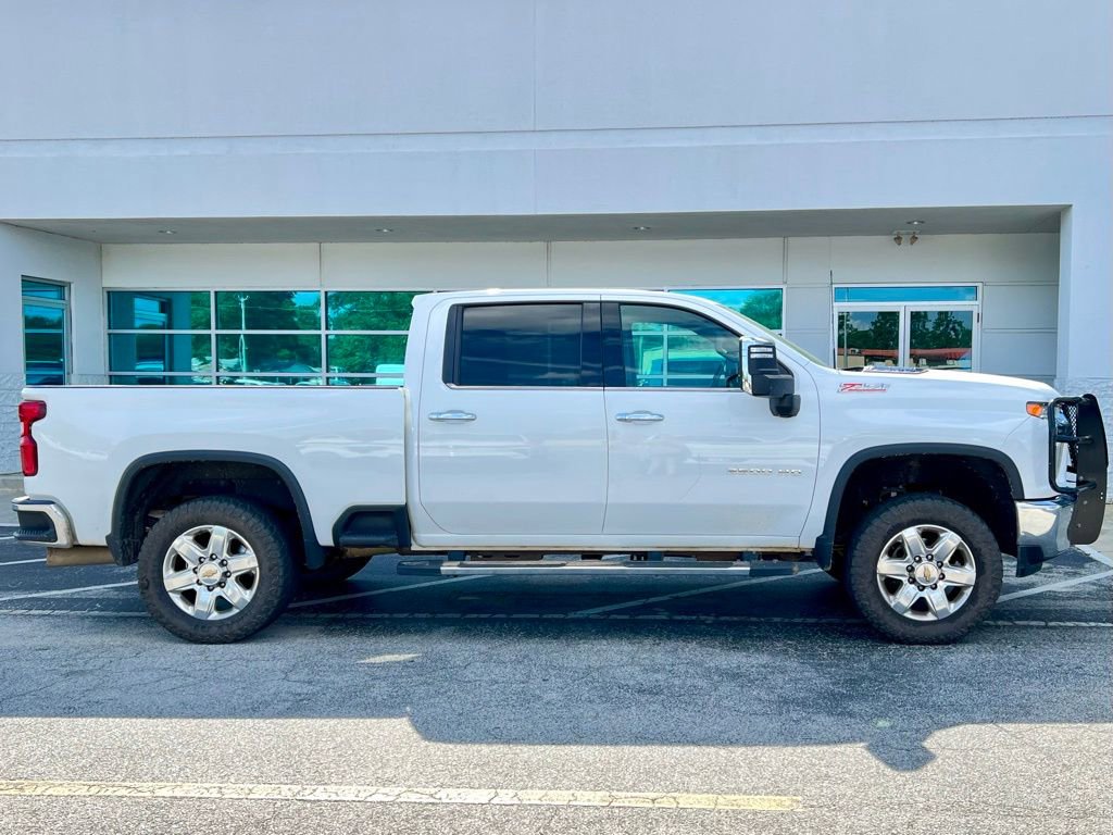 2022 Chevrolet Silverado 2500HD LTZ photo 2
