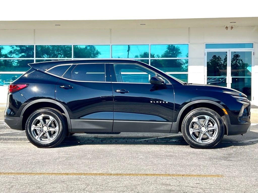 Used 2025 Chevrolet Blazer 2LT SUV