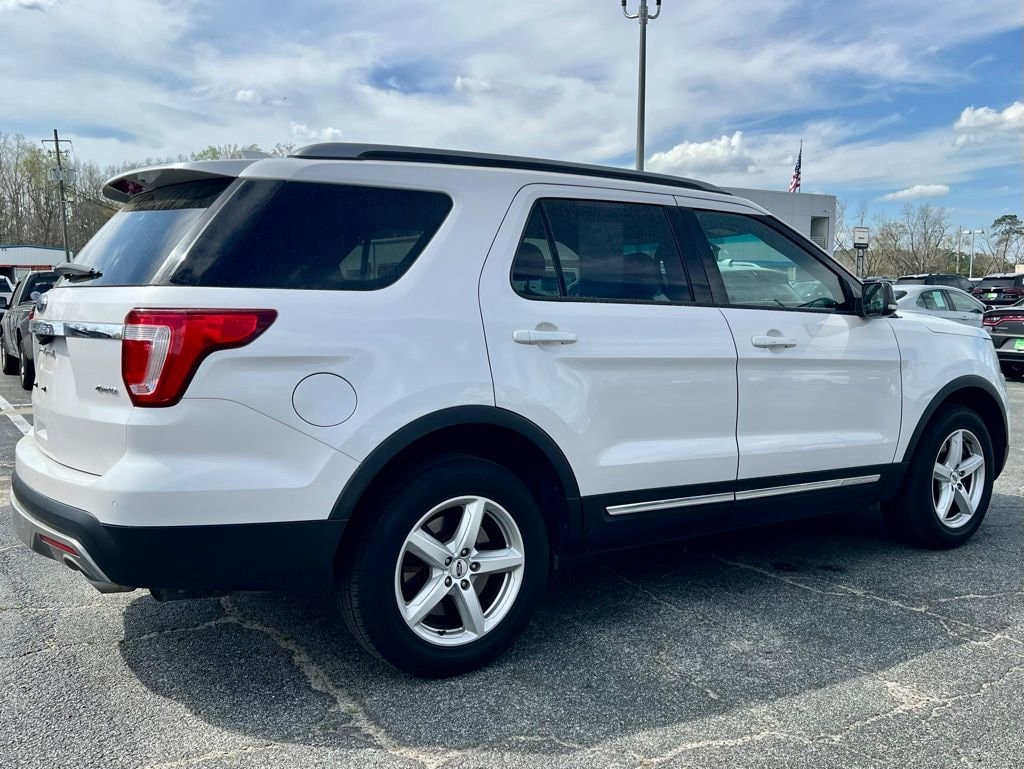 Used 2016 Ford Explorer XLT SUV