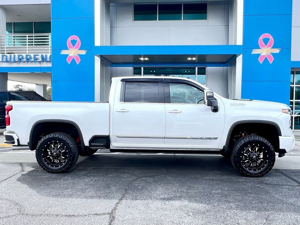 Used 2024 Chevrolet Silverado 2500 HD High Country Truck Crew Cab